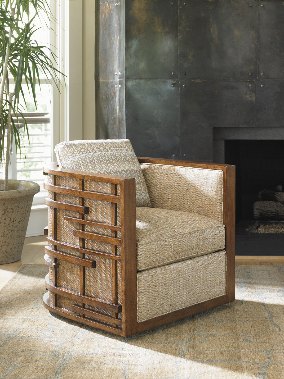 Island Fusion Semerang Swivel Chair