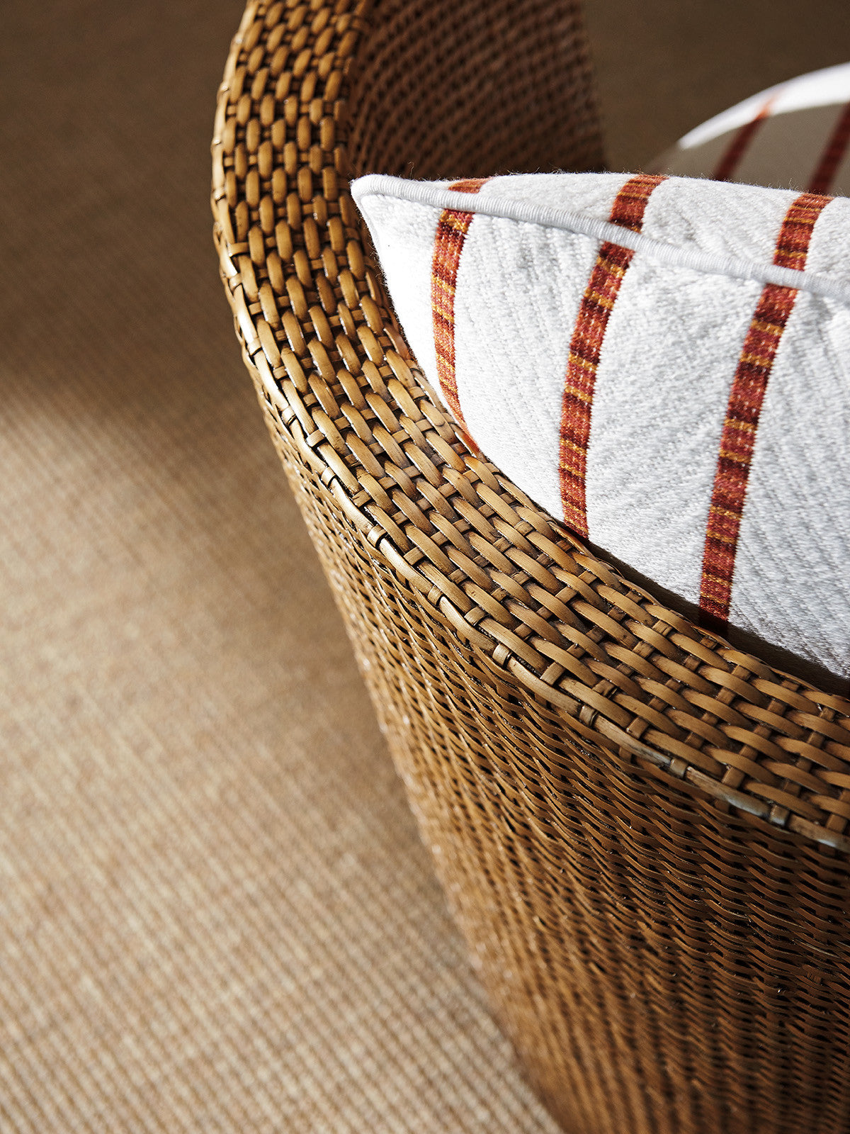 Twin Palms Tarpon Cay Swivel Chair By Tommy Bahama