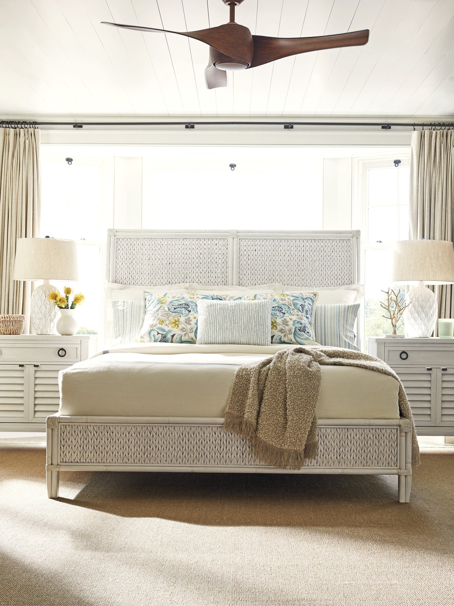 Ocean Breeze Siesta Key Woven Bed