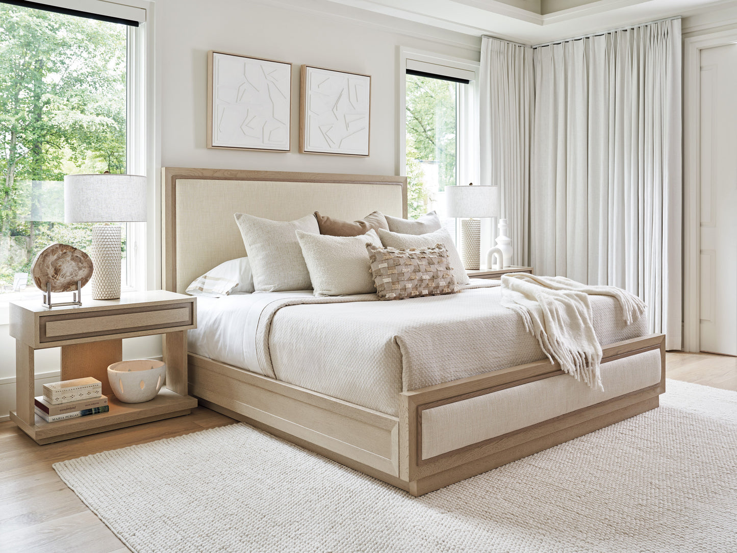 Sunet Key Grayson Upholstered Bed