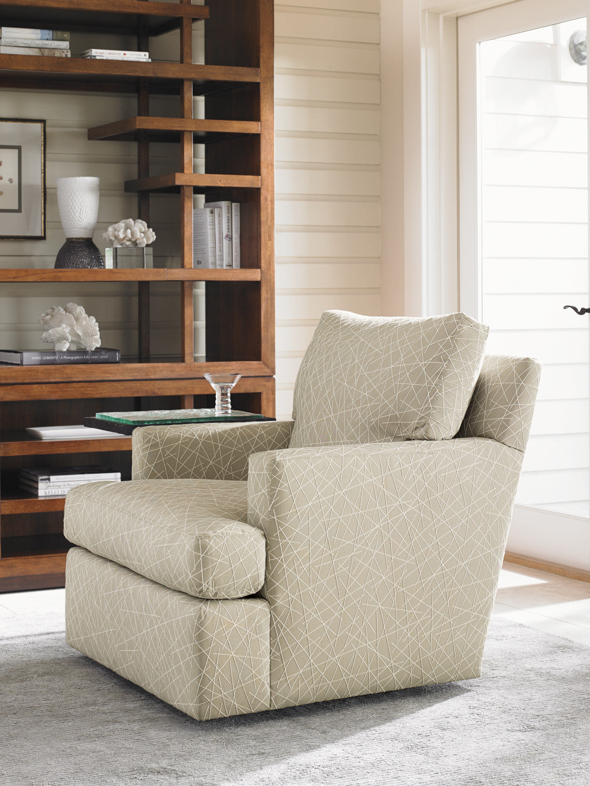 Island Fusion Bandar Swivel Chair