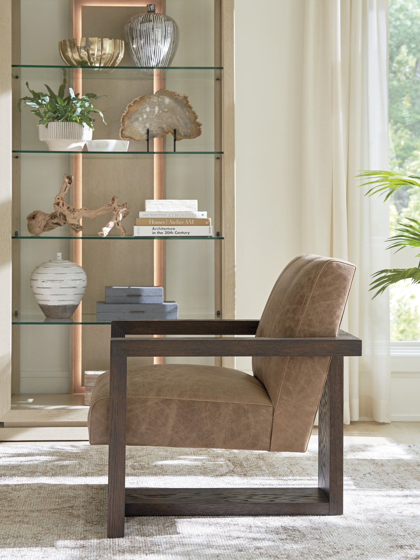 Sunet Key Flanders Leather Chair