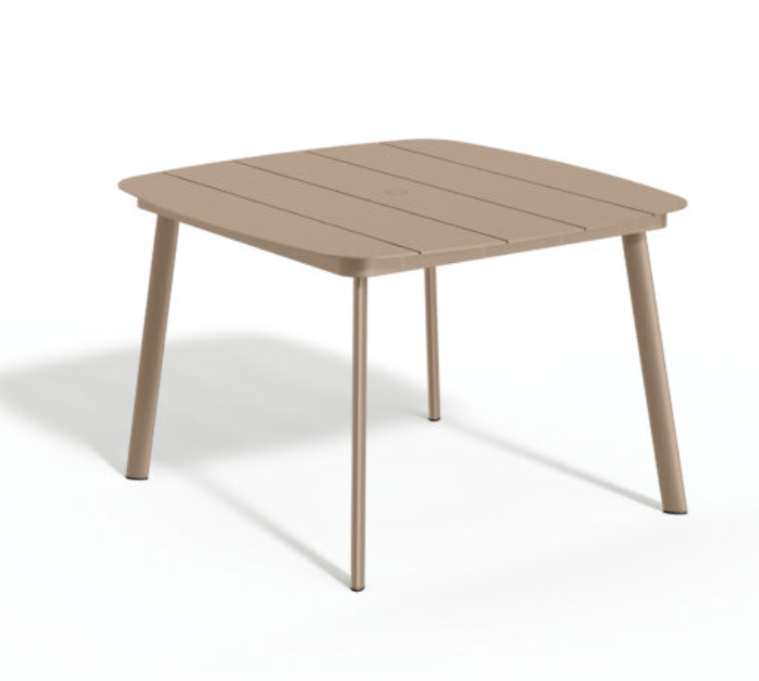 Eiland All-Aluminum 45" Square Dining Table