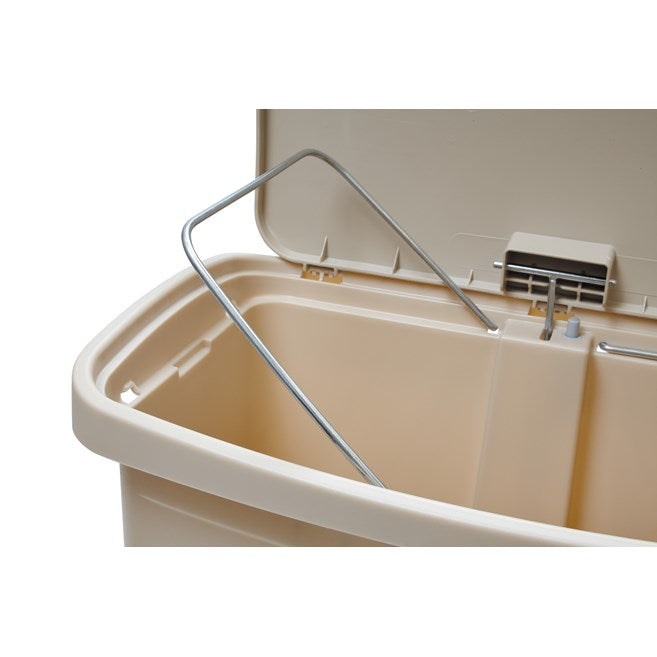 Streamline 4 GAL Step-On Resin Front Step