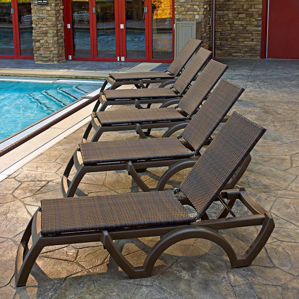 Grosfillex Java Chaise Lounge