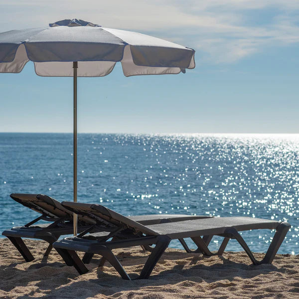 Grosfillex Nautical Pro Chaise Lounge
