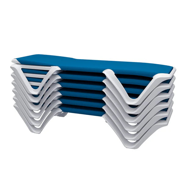 Grosfillex Nautical Pro Chaise Lounge
