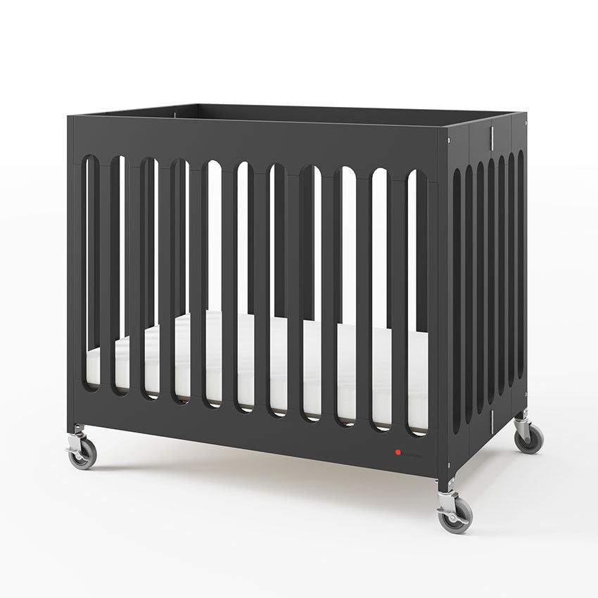 Boutique Folding Wood Hotel Crib