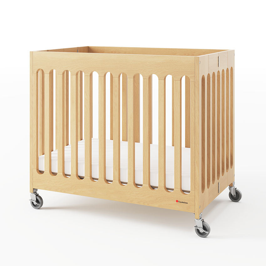 Boutique Folding Wood Hotel Crib