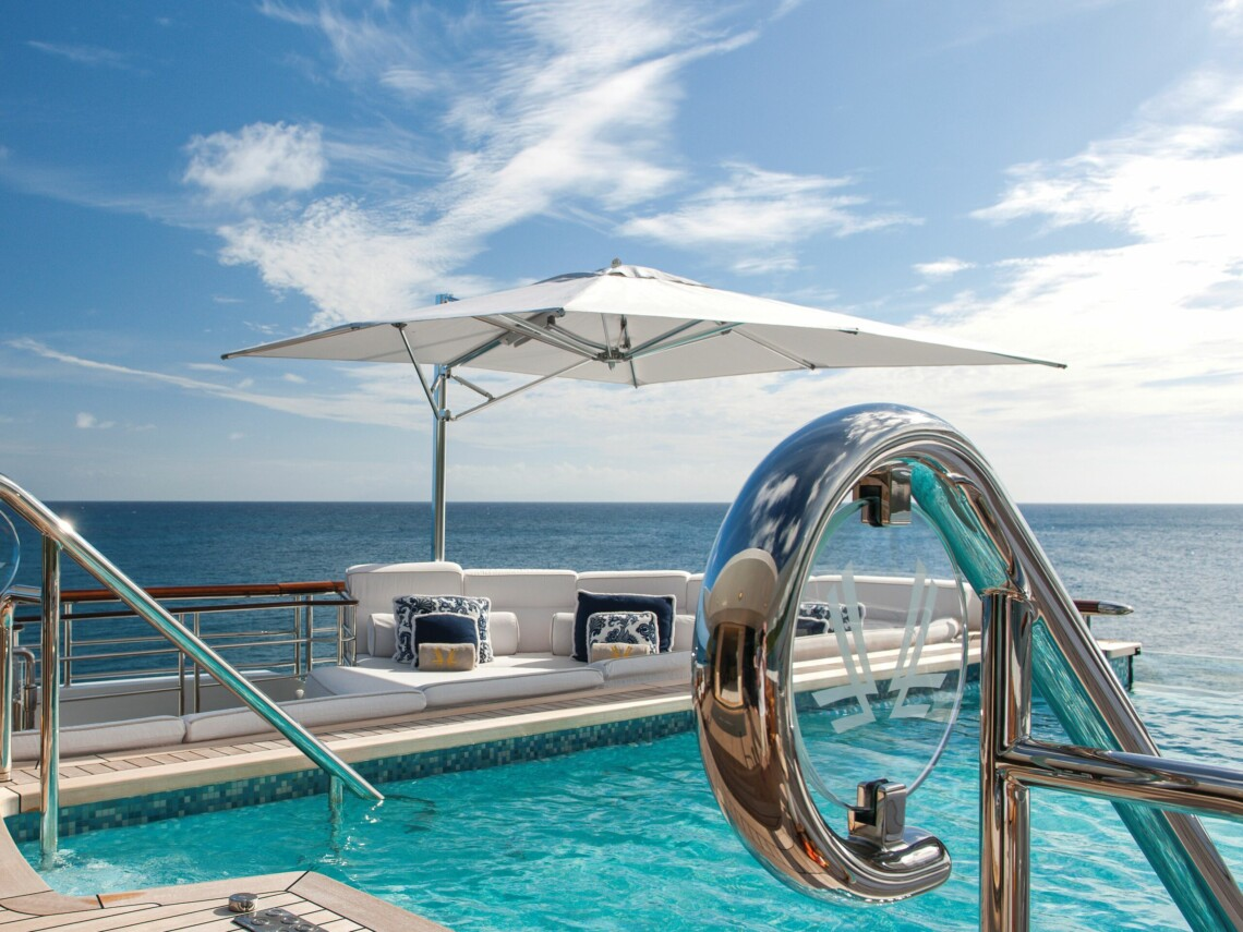 Tuuci Ocean Master Max Classic Cantilever