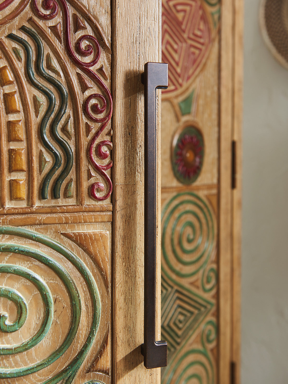 Los Altos Cameroon Bar Cabinet By Tommy Bahama