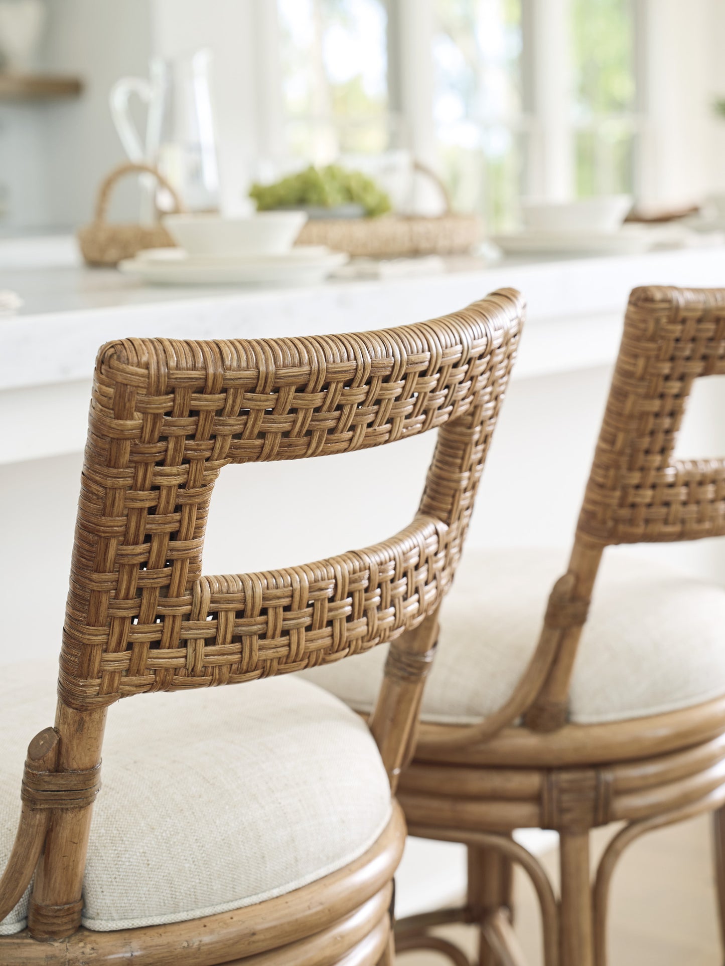 Key Biscayne Bay Harbour Swivel Counter Stool by Tommy Bahama