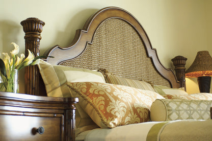 Island Estate Round Hill Bed by Tommy Bahama