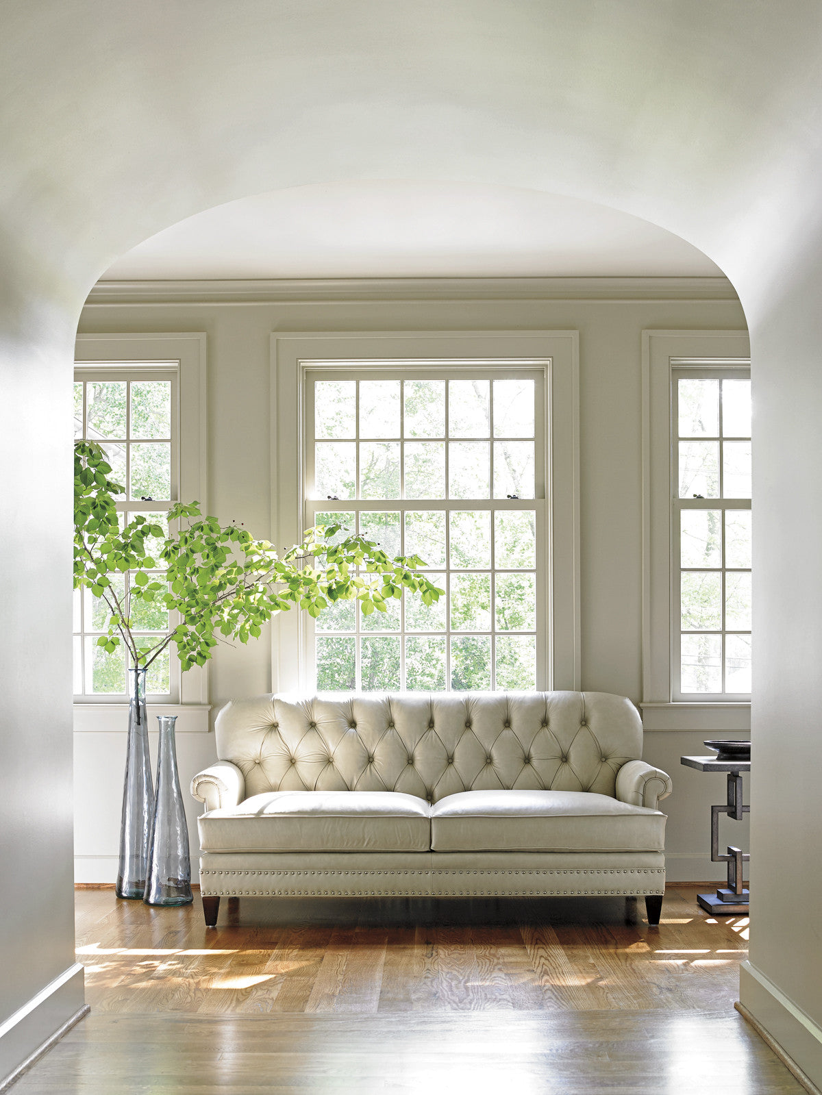 Lexington Oyster Bay Hillstead Leather Settee