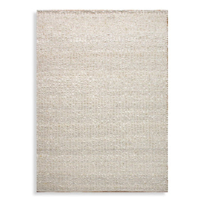 Lovelle, Ivory