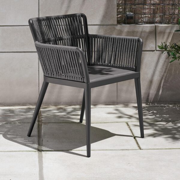 Nette Armchair