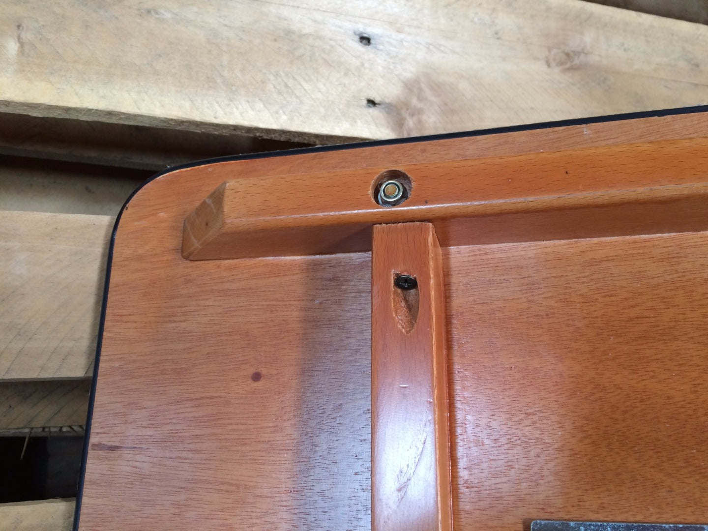 PLYWSHSLD Multi-Purpose Folding Tables