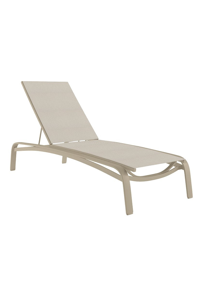 Laguna Beach, Relaxed Sling Chaise Lounge