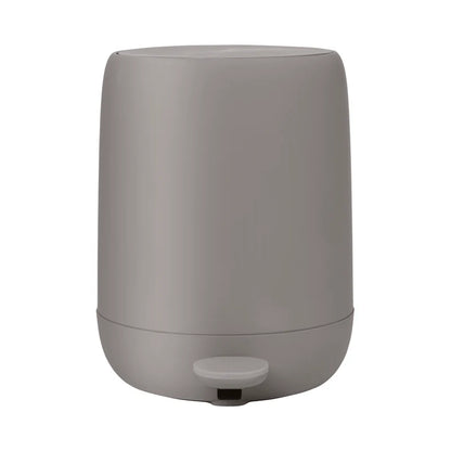 SONO Bathroom Soft-Close Step Trash Can - 1.2 Gallon Soft Touch Wastebasket - Modern Design