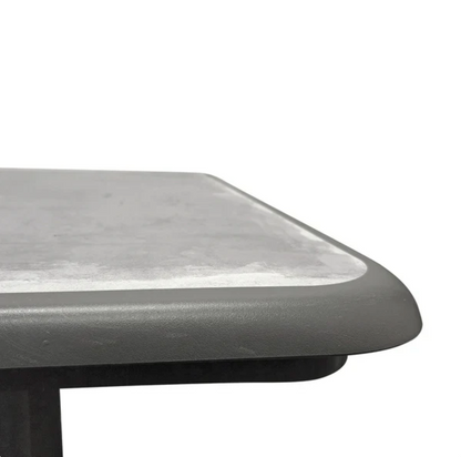 Grosfillex Aquaba Table