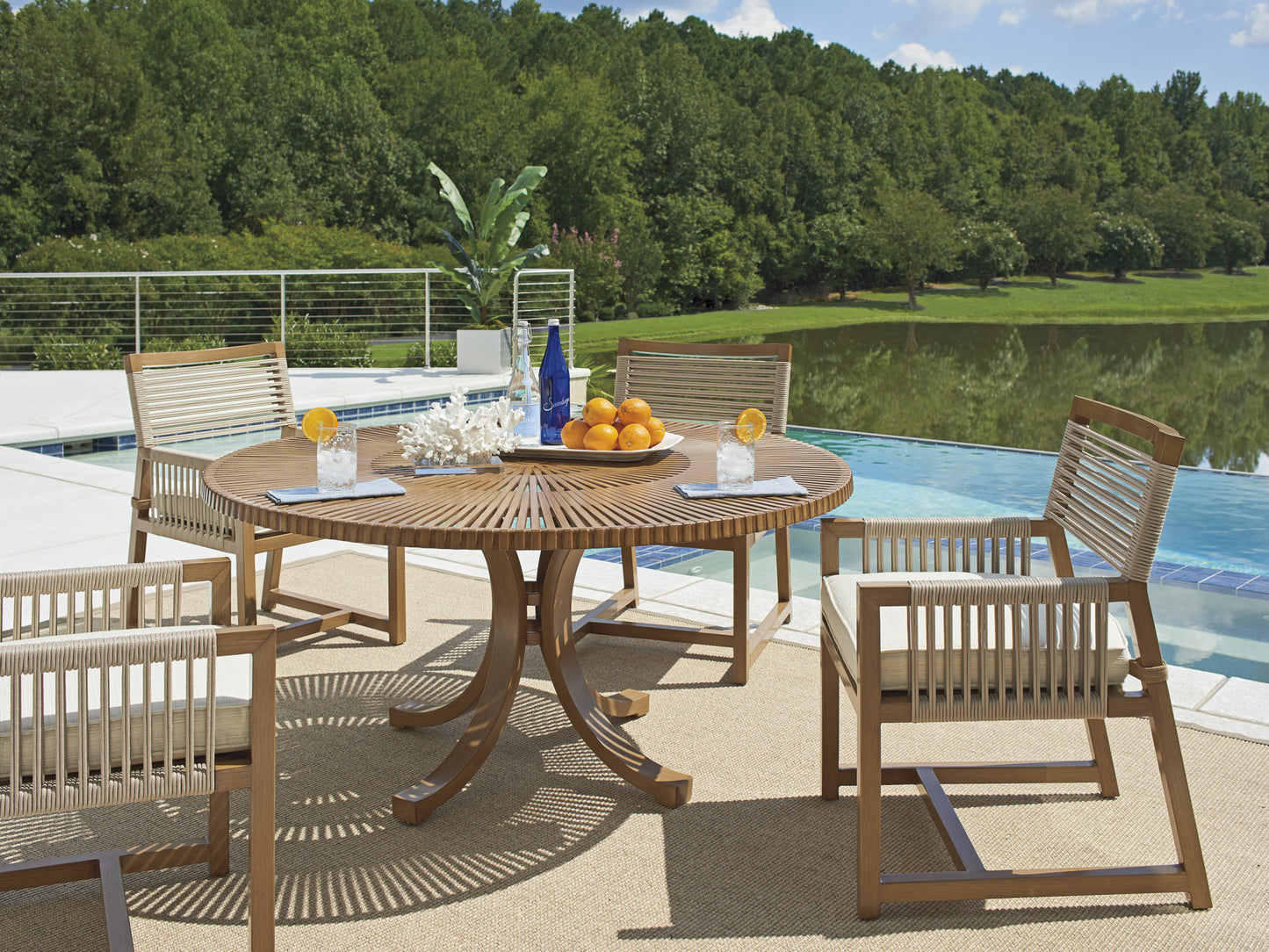 Tommy Bahama St. Tropez Round Dining Table