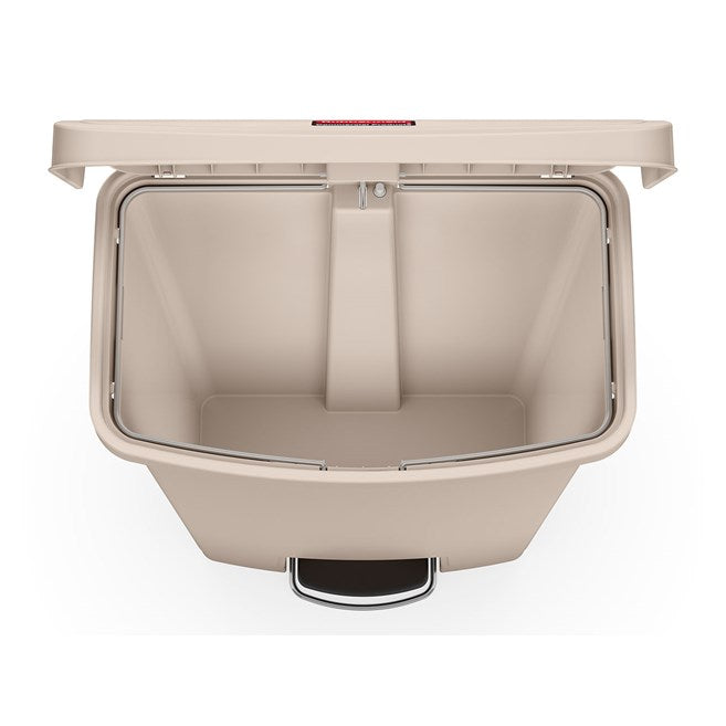 Streamline 13 GAL Step-On Resin Front Step