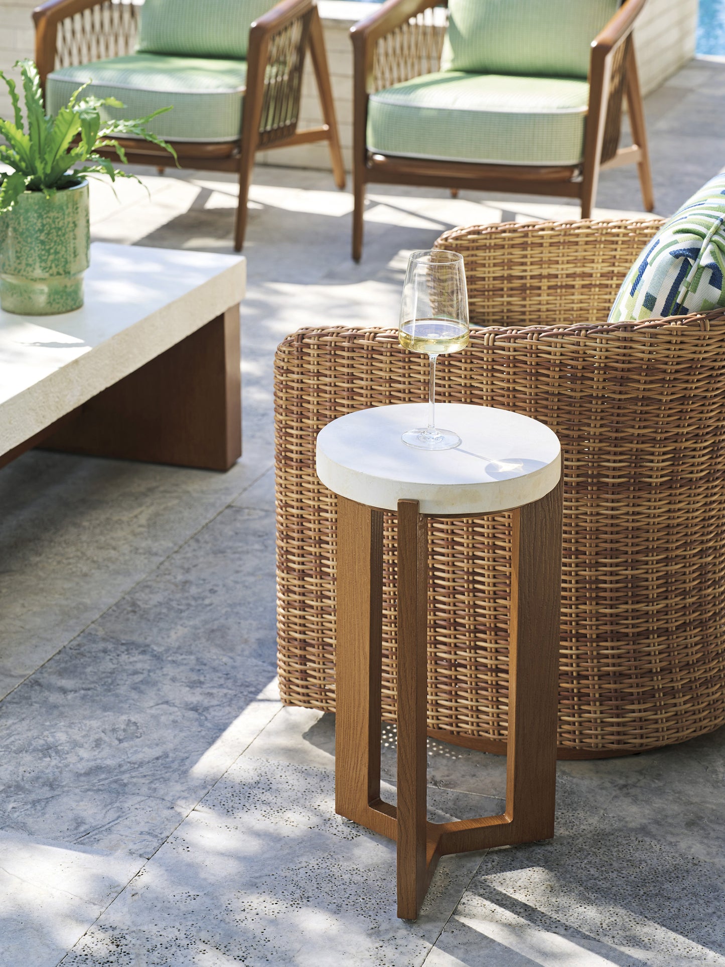 Tommy Bahama Palm Desert Poolside Accent Table