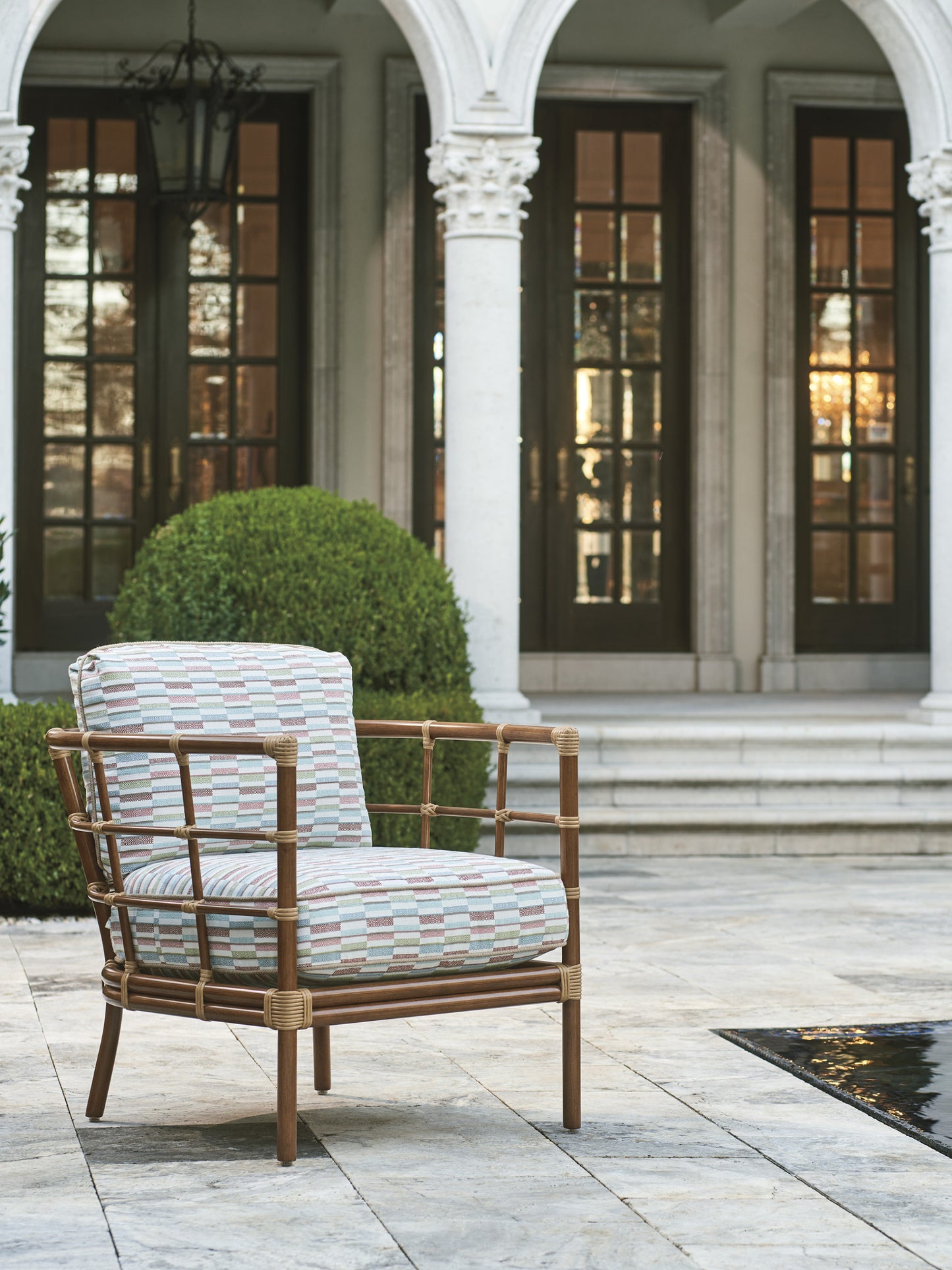 Tommy Bahama Sandpiper Bay Lounge Chair