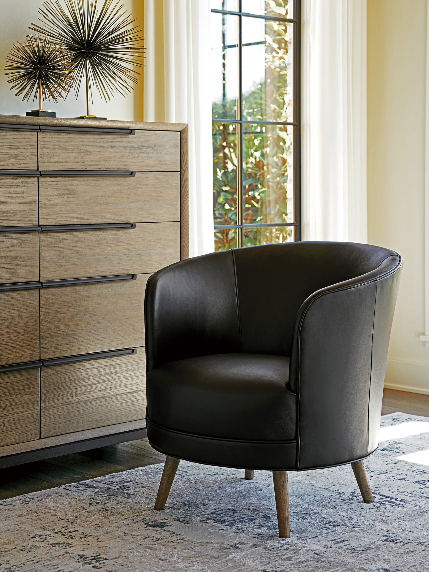 Lexington Zanzibar Torrington Swivel Chair