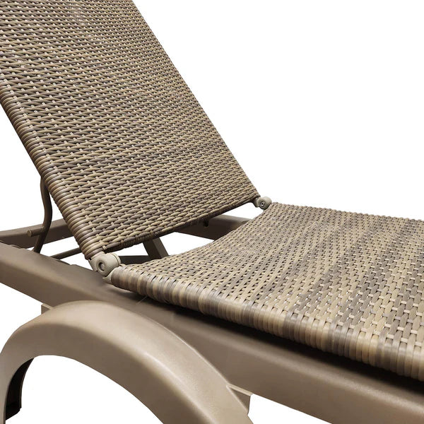Grosfillex Java Chaise Lounge