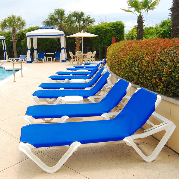 Grosfillex Nautical Chaise Lounge