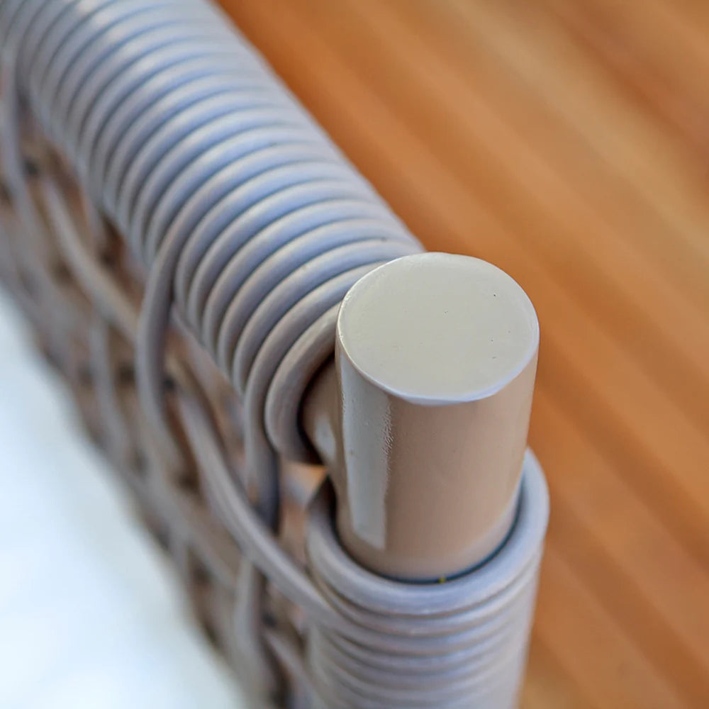 Kannoa Taos Armchair