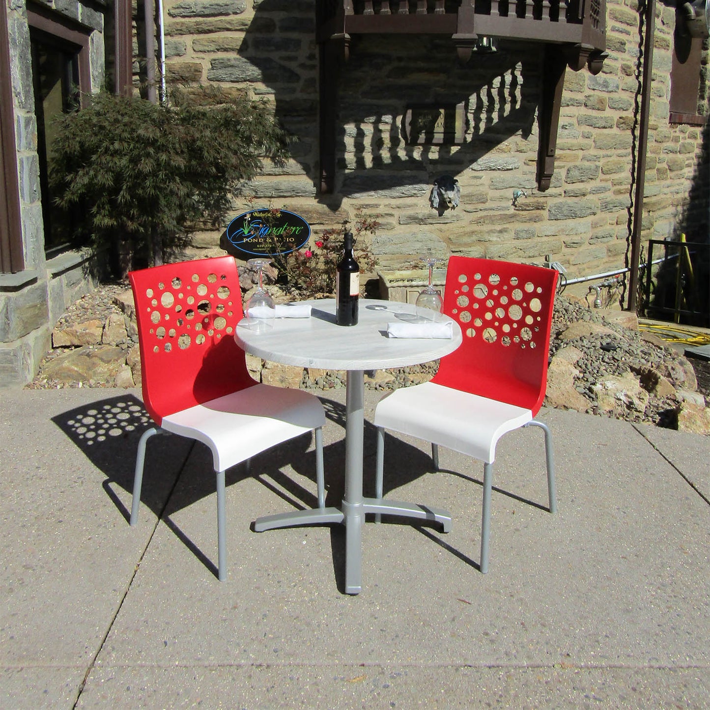 Grosfillex X1 Small Folding Base – Dining Height